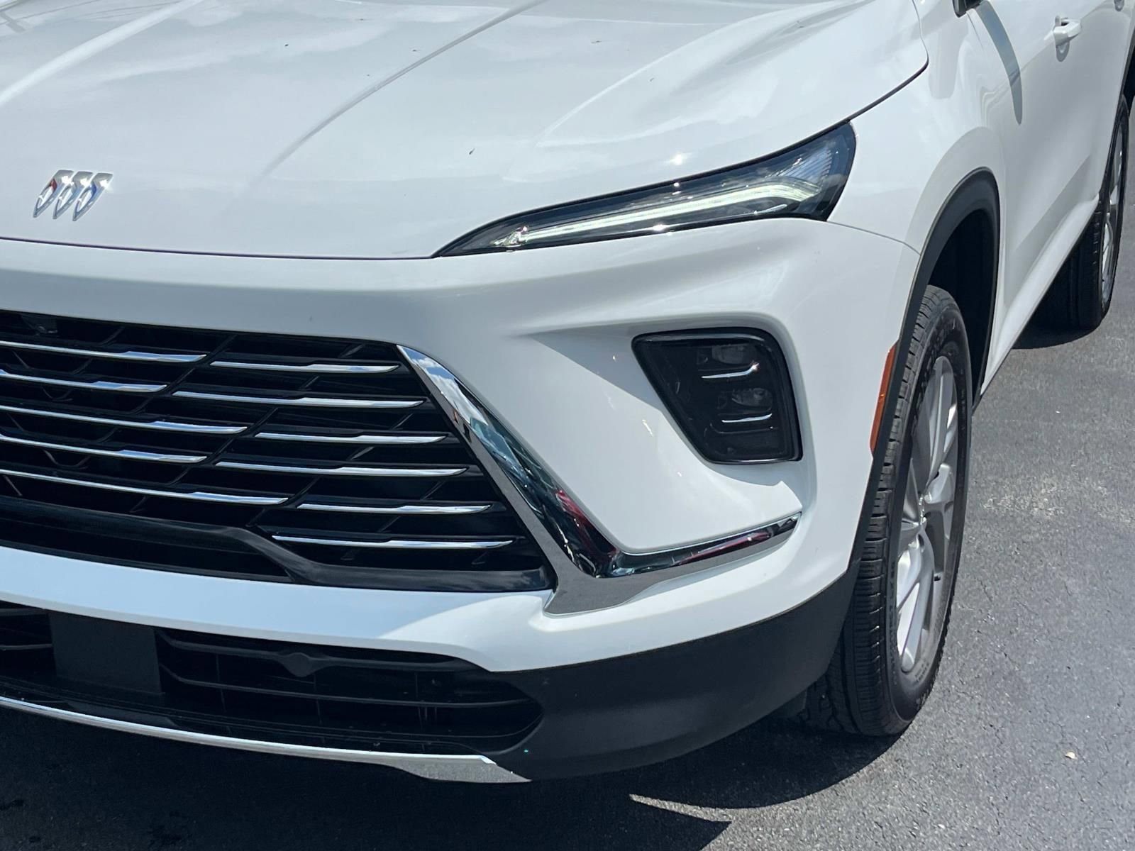 2026 Buick Enclave Preferred - Photo 11