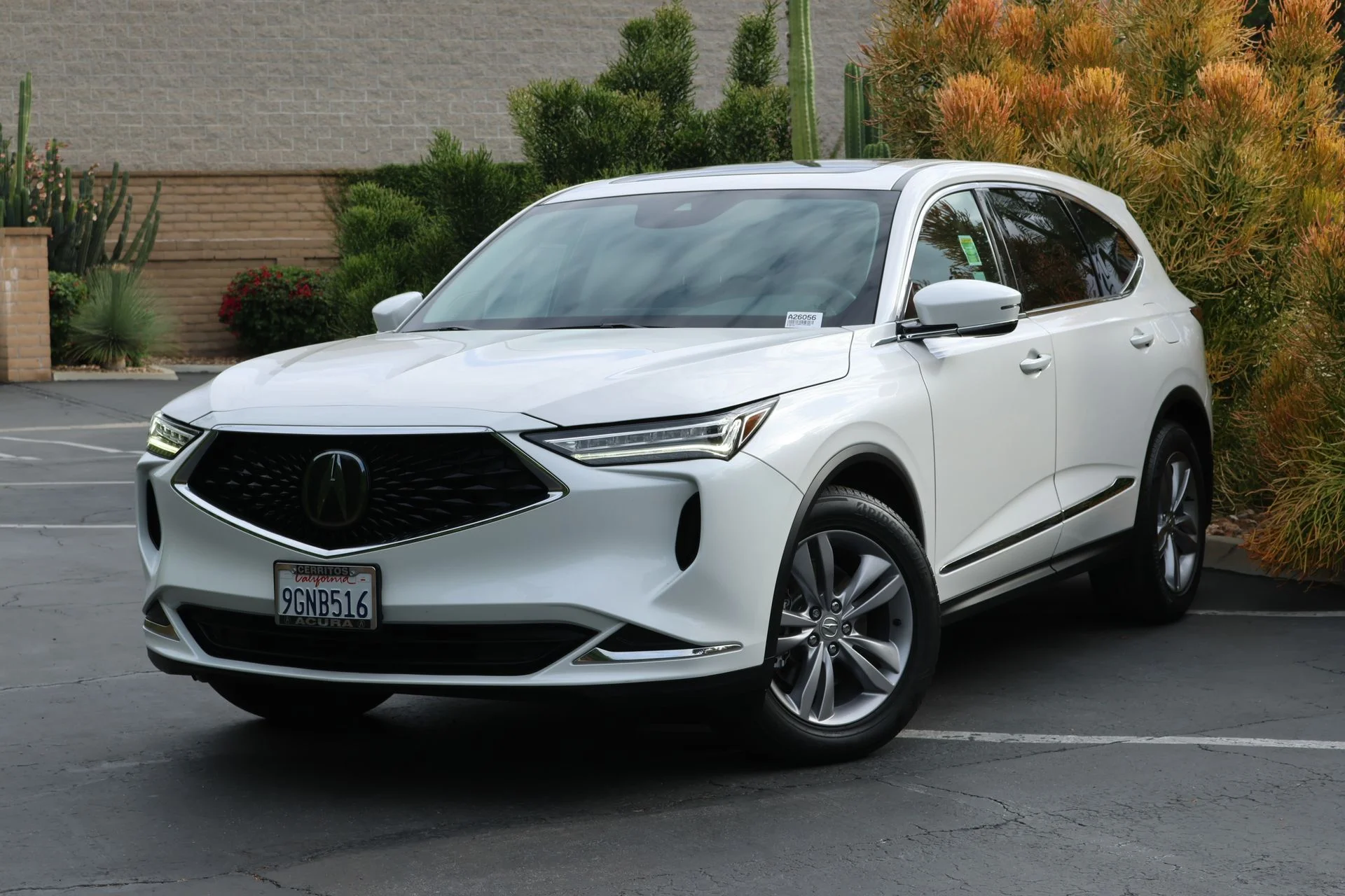 2023 Acura MDX SH-AWD's photo