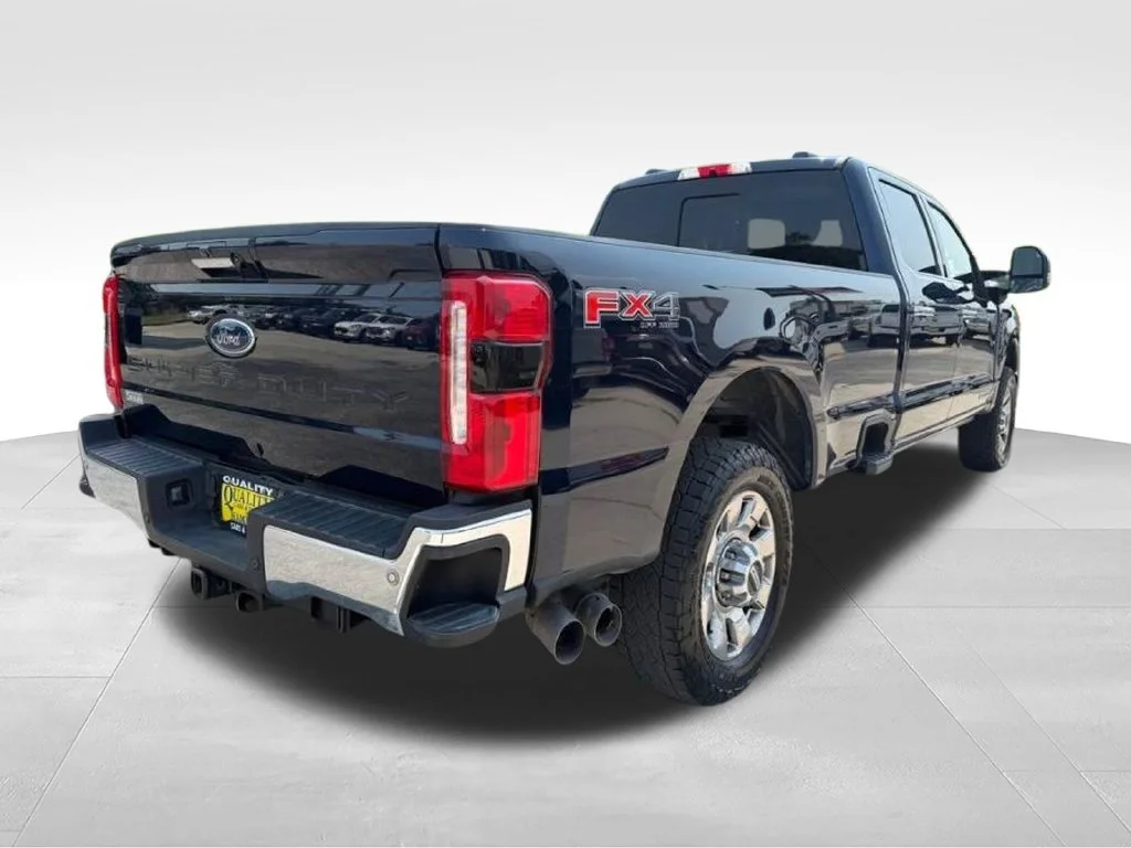 Used 2023 Blue Ford XL image 5