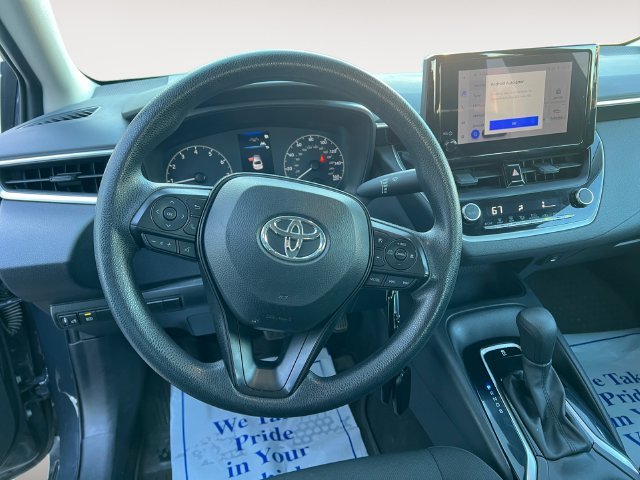 Used 2024  Toyota LE image 13