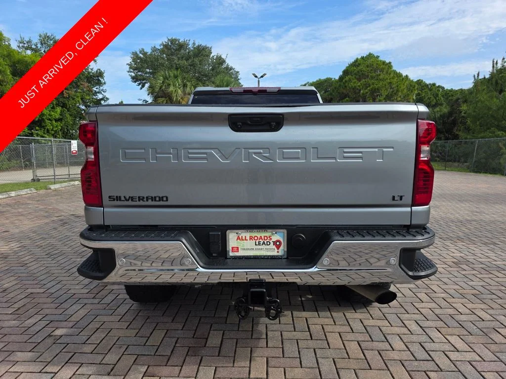 Used 2024 Gray Chevrolet LT image 10