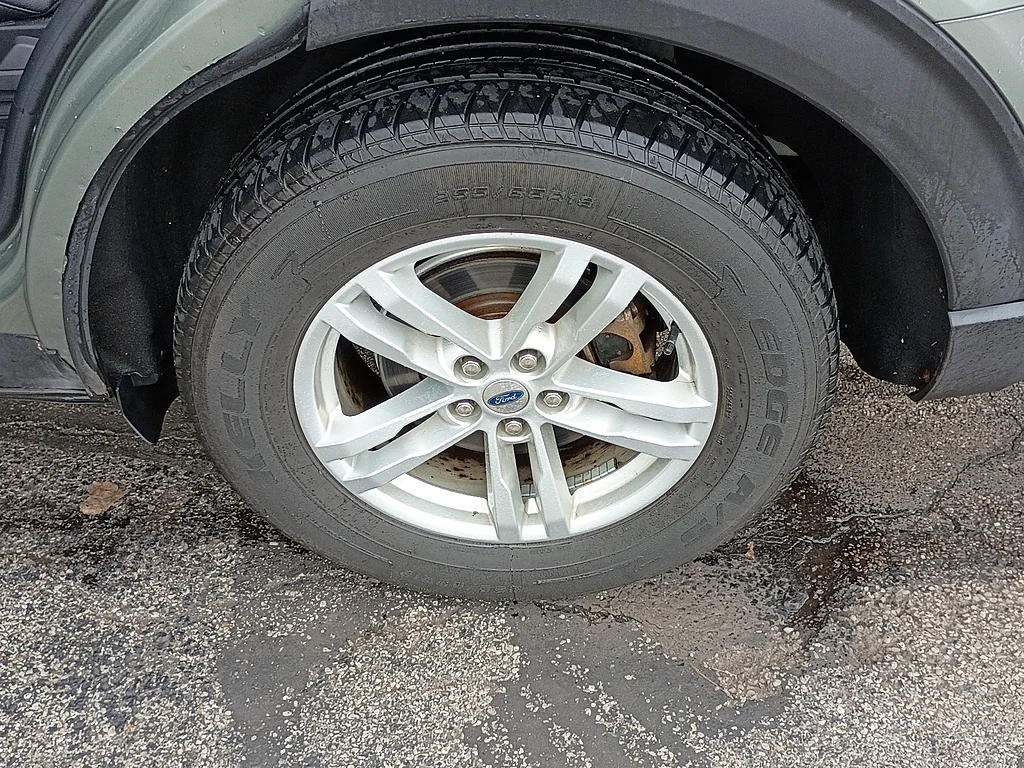 2020 Ford Explorer XLT, photo 10 of 12