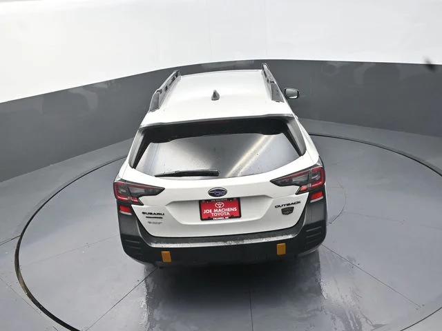 Used 2022 White Subaru Wilderness image 28