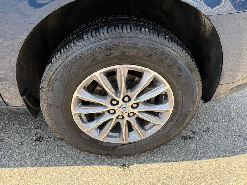 Used 2023 Blue Buick Essence image 15