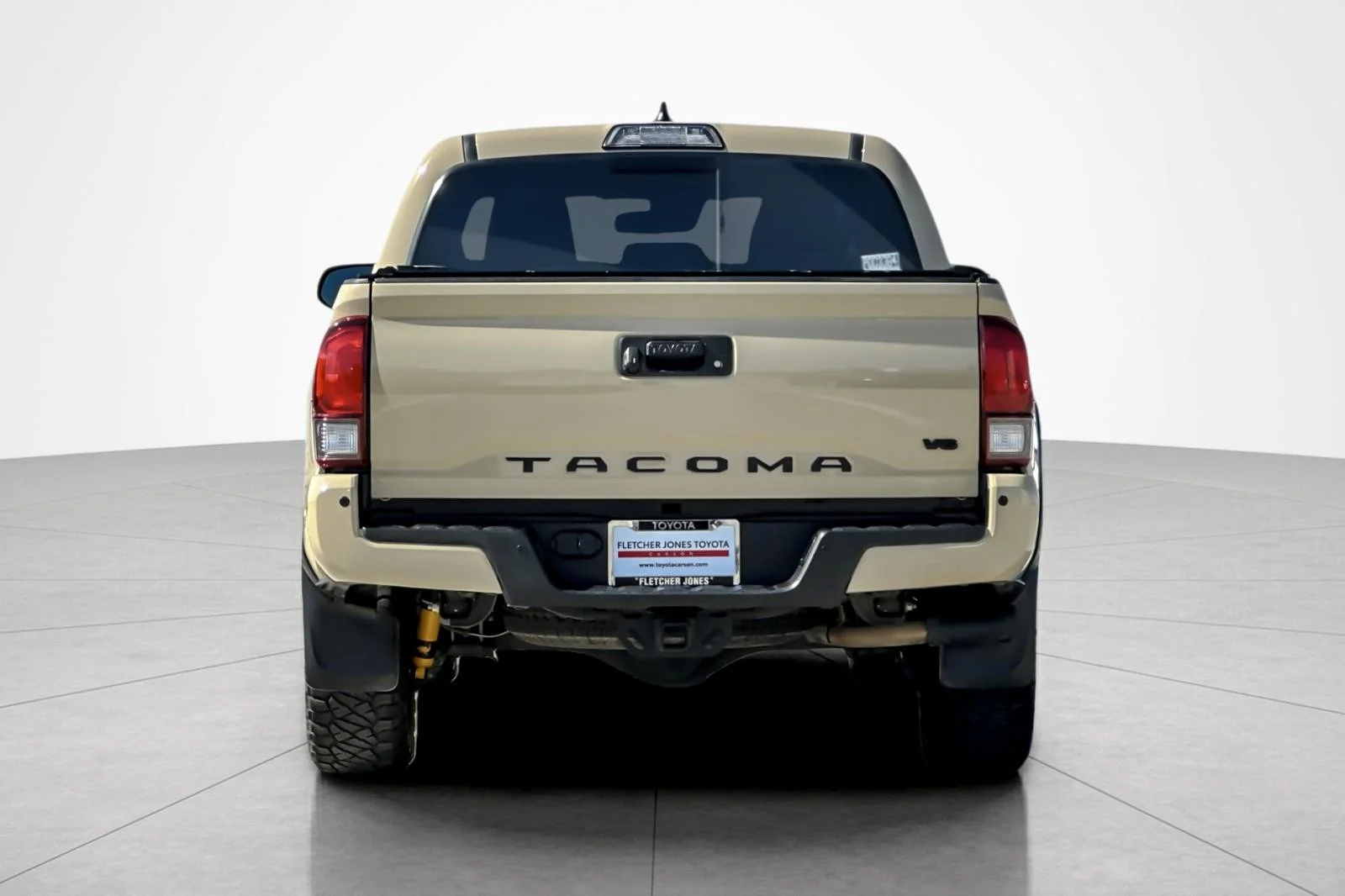 Certified Used 2019 Quicksand Toyota TRD Off Road image 4