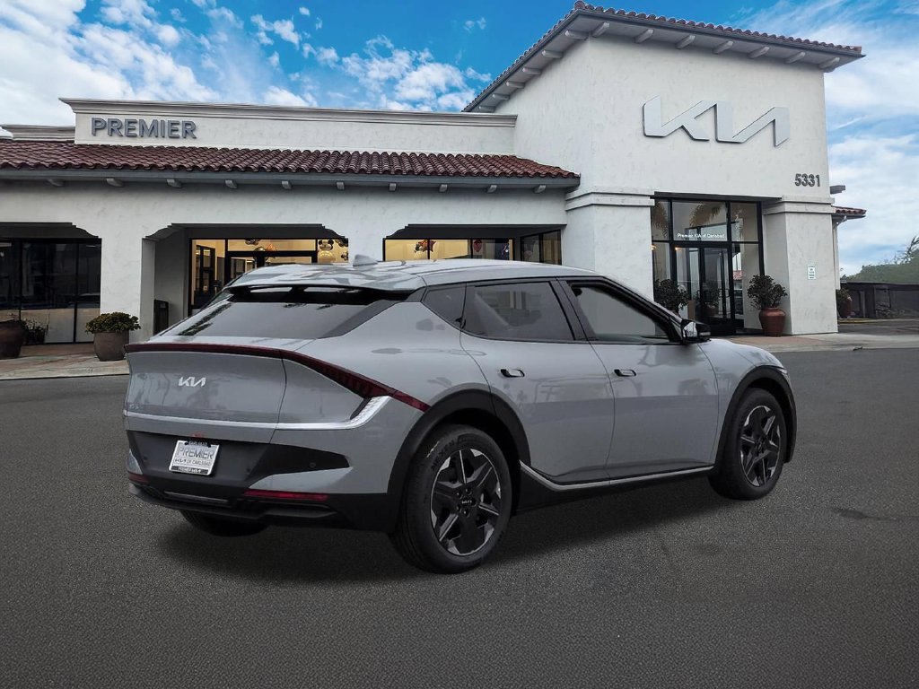 New 2026 Wolf Gray Kia LIGHT image 8