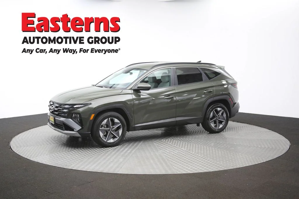 Used 2026 Green Hyundai SEL image 57