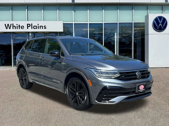 2022 Volkswagen Tiguan 2.0T SE R-Line Black