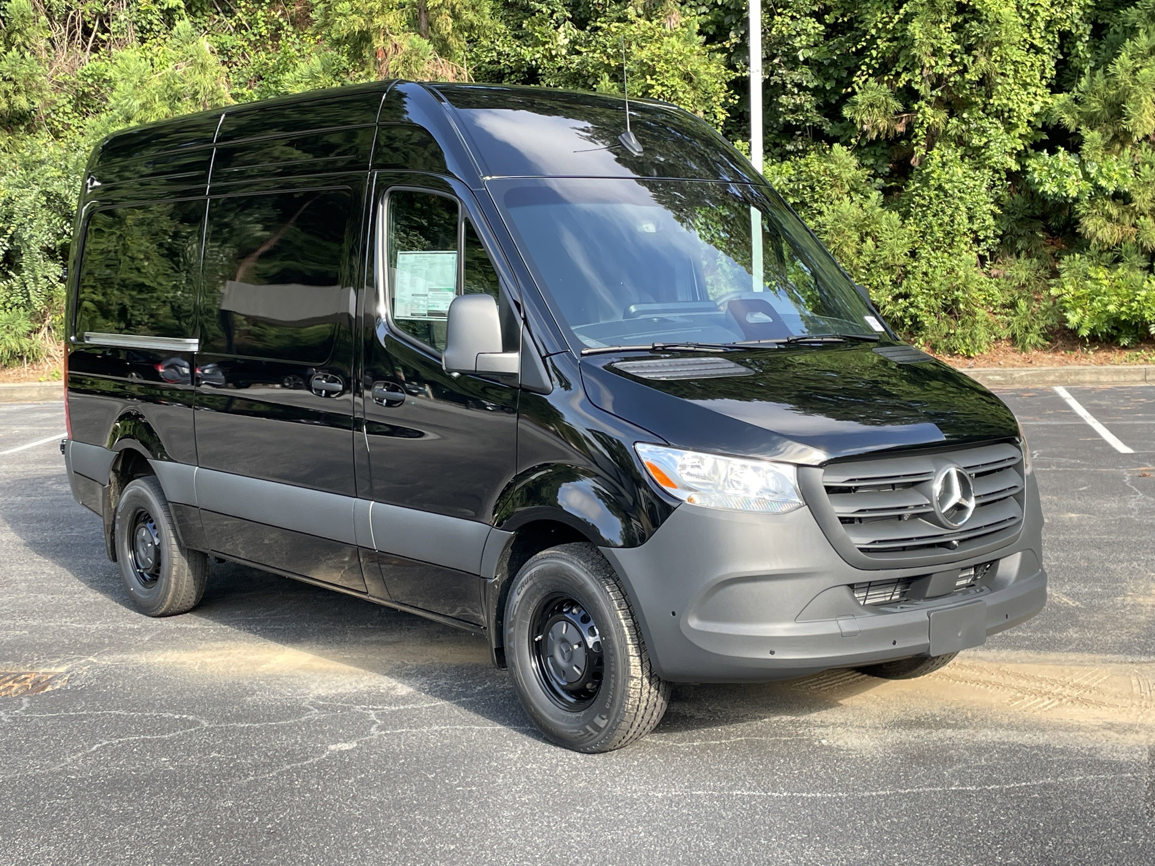 New 2025 Jet Black Mercedes-Benz 2500 Standard Roof I4 Diesel 144 RWD image 4