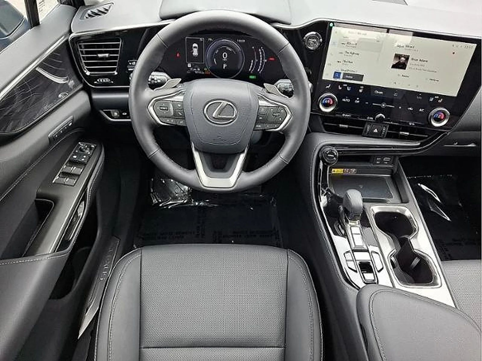 Certified Used 2026 Grecian Water Lexus Premium image 9
