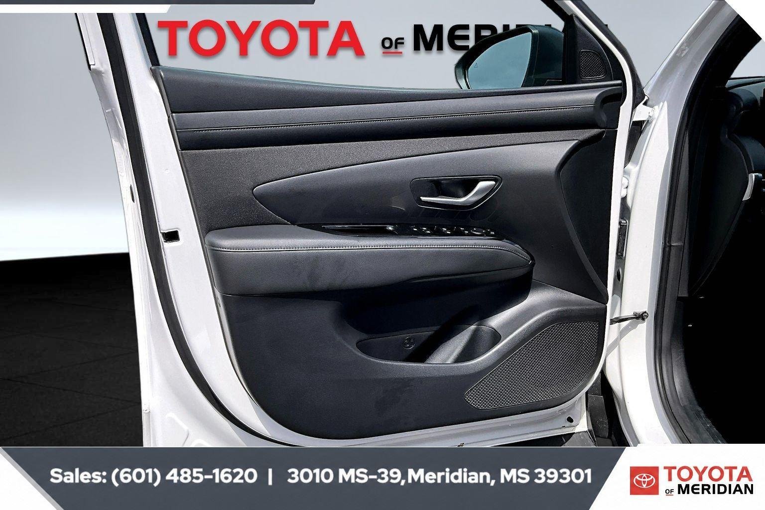 Used 2025 Atlas White Hyundai XRT image 17