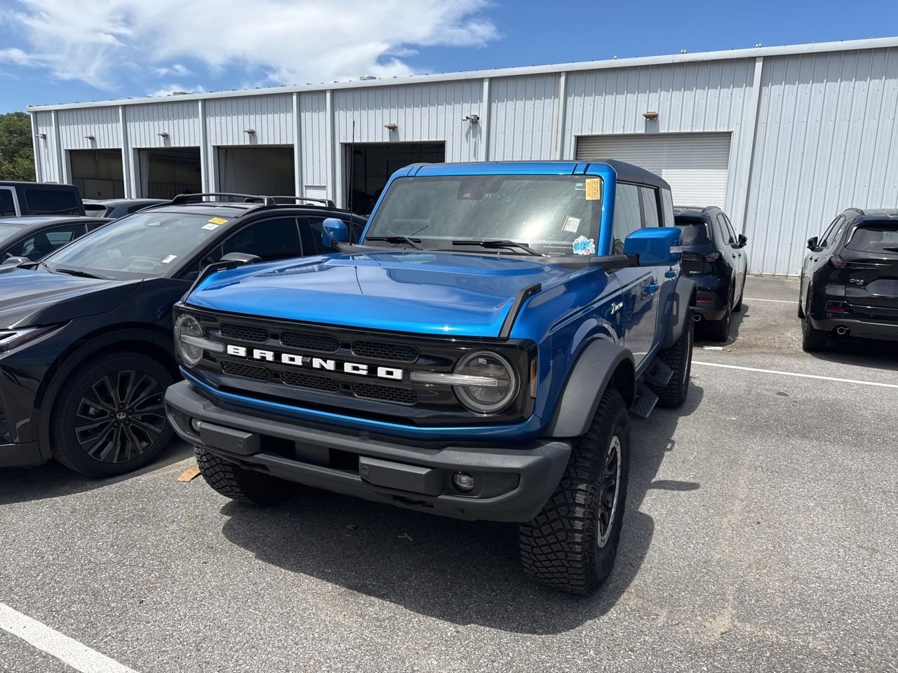 2024 Ford Bronco Outer Banks 4x4's photo