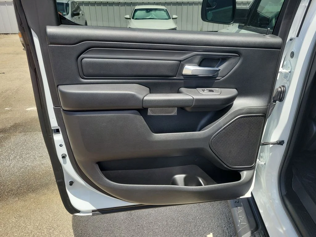 New 2026 Bright White Clearcoat RAM Tradesman image 26