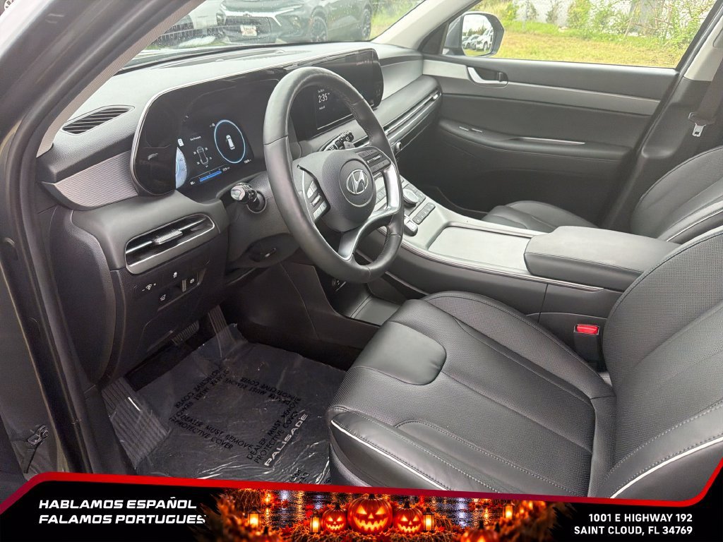 Used 2025 Gray Hyundai SEL Premium image 14