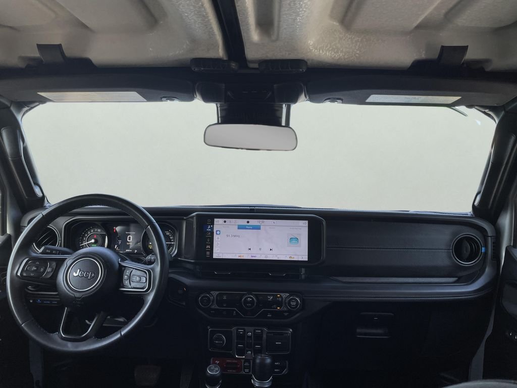Used 2024 Silver Jeep Rubicon 4xe image 18
