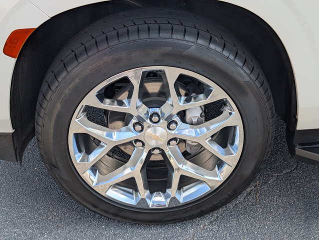 Used 2024 White Chevrolet LT image 13