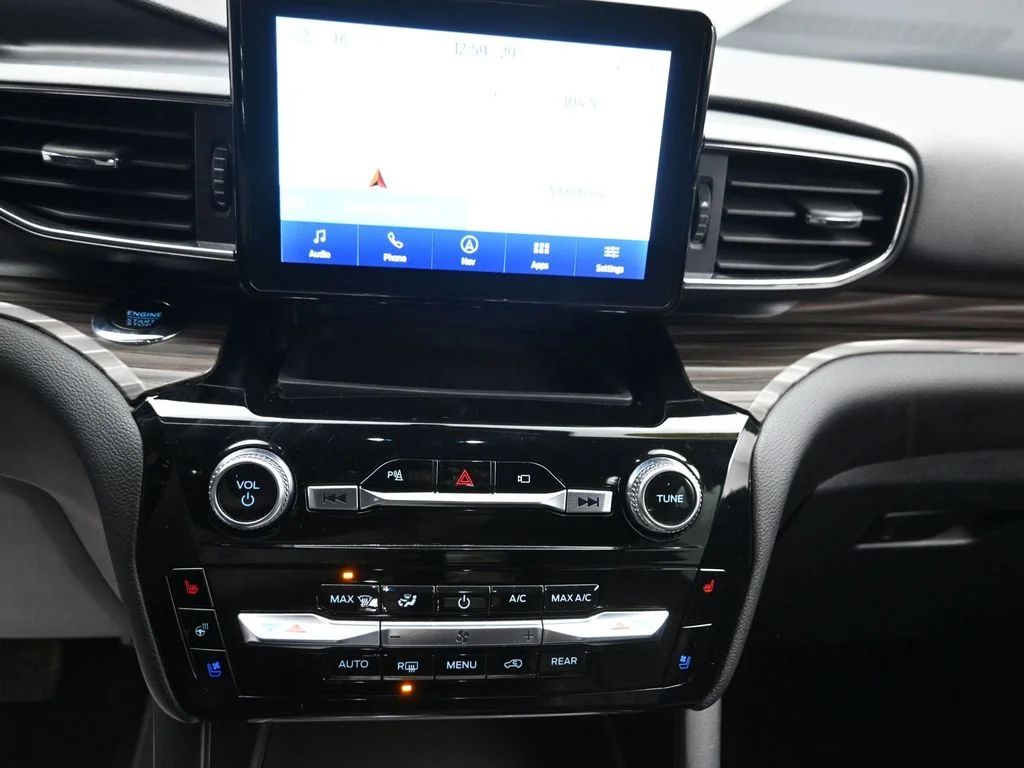 Used 2023 Gray Ford Limited image 20