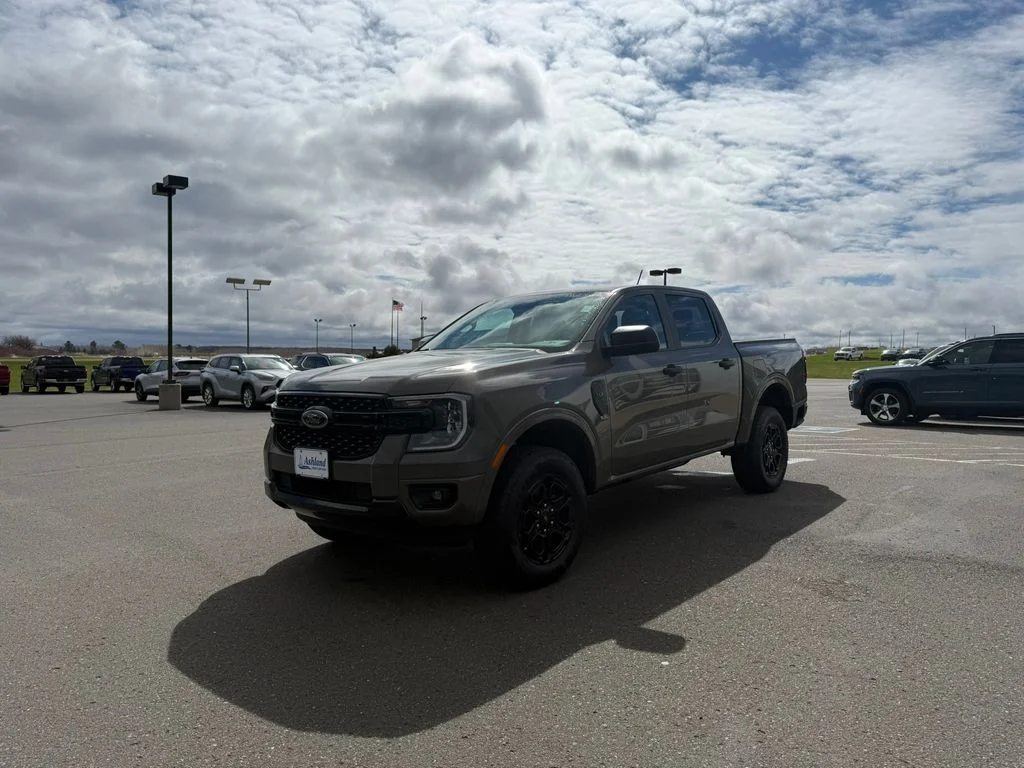 New 2025 Marsh Gray Ford XLT image 7