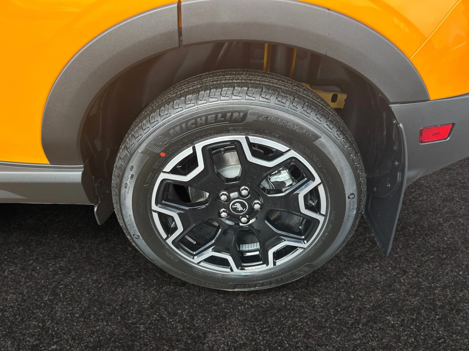 New 2026 Orange Fury Metallic Tri-Coat Ford Outer Banks image 9