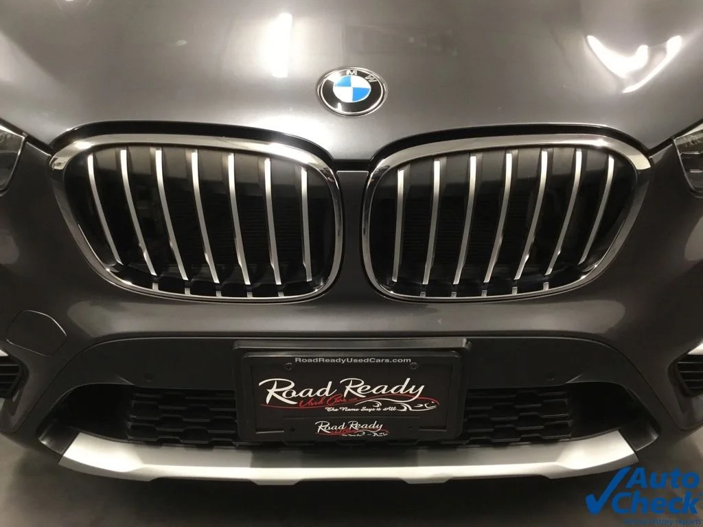 Used 2019 Gray BMW xDrive28i image 19
