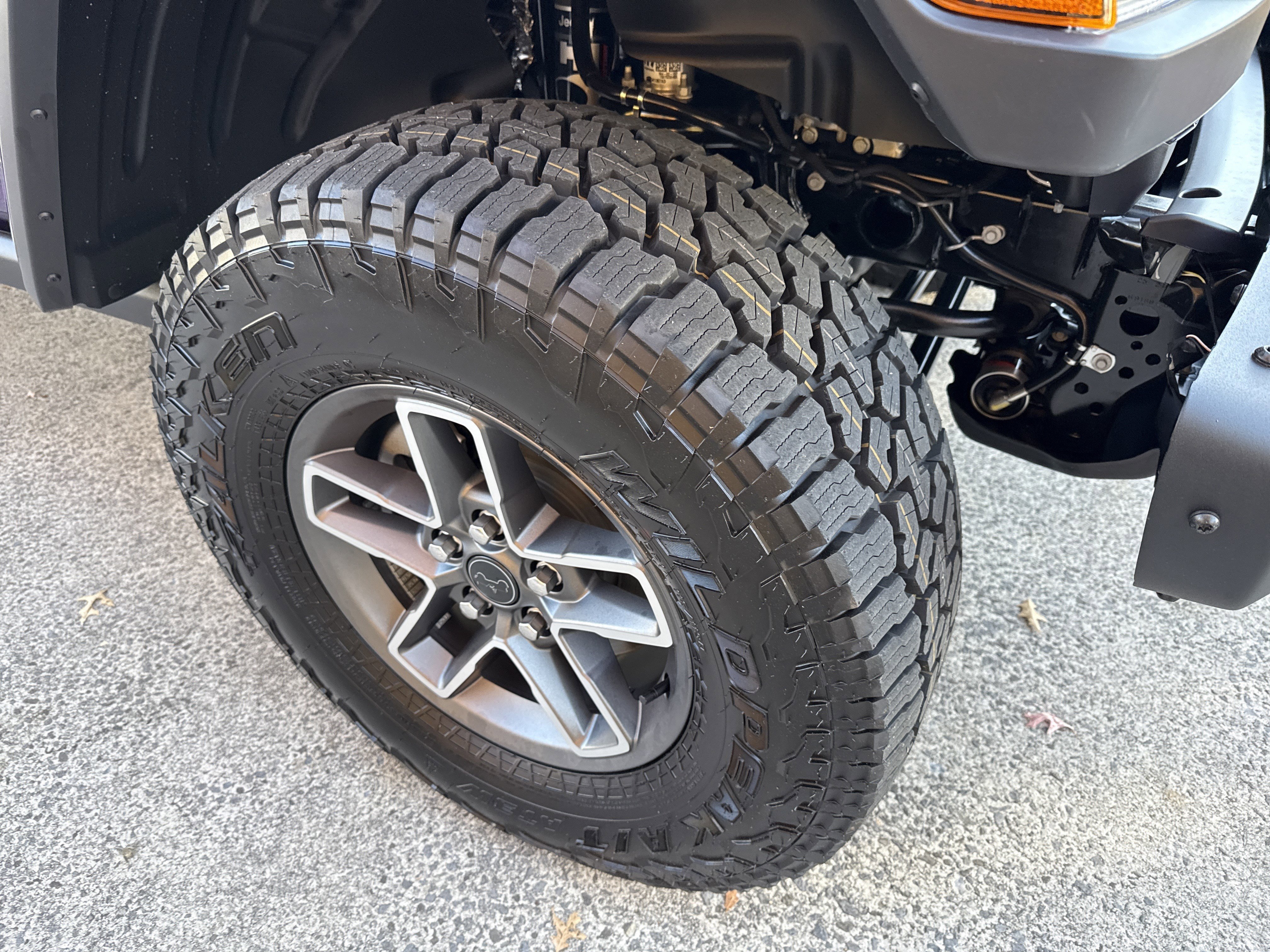 New 2026 Reign Jeep Mojave X image 15