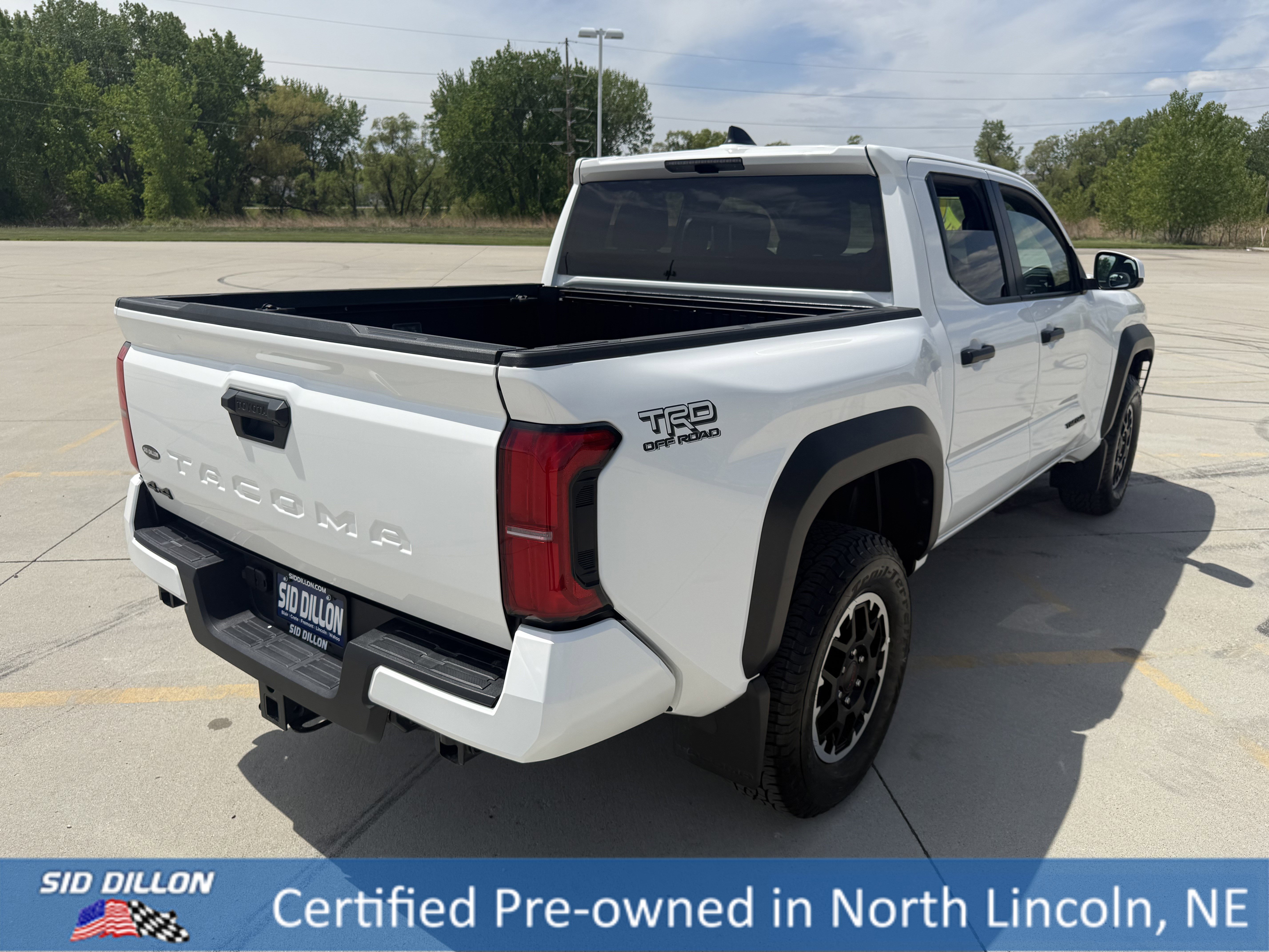 Used 2025 Ice Cap Toyota TRD Off-Road image 8
