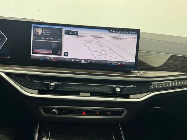 Used 2025 Blue Ridge Mountain Metallic BMW xDrive40i image 4