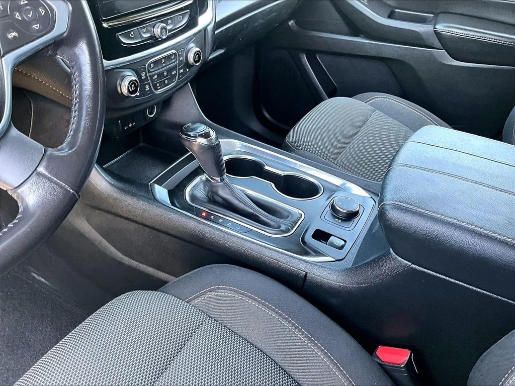 Used 2018 Gray Chevrolet LT image 22