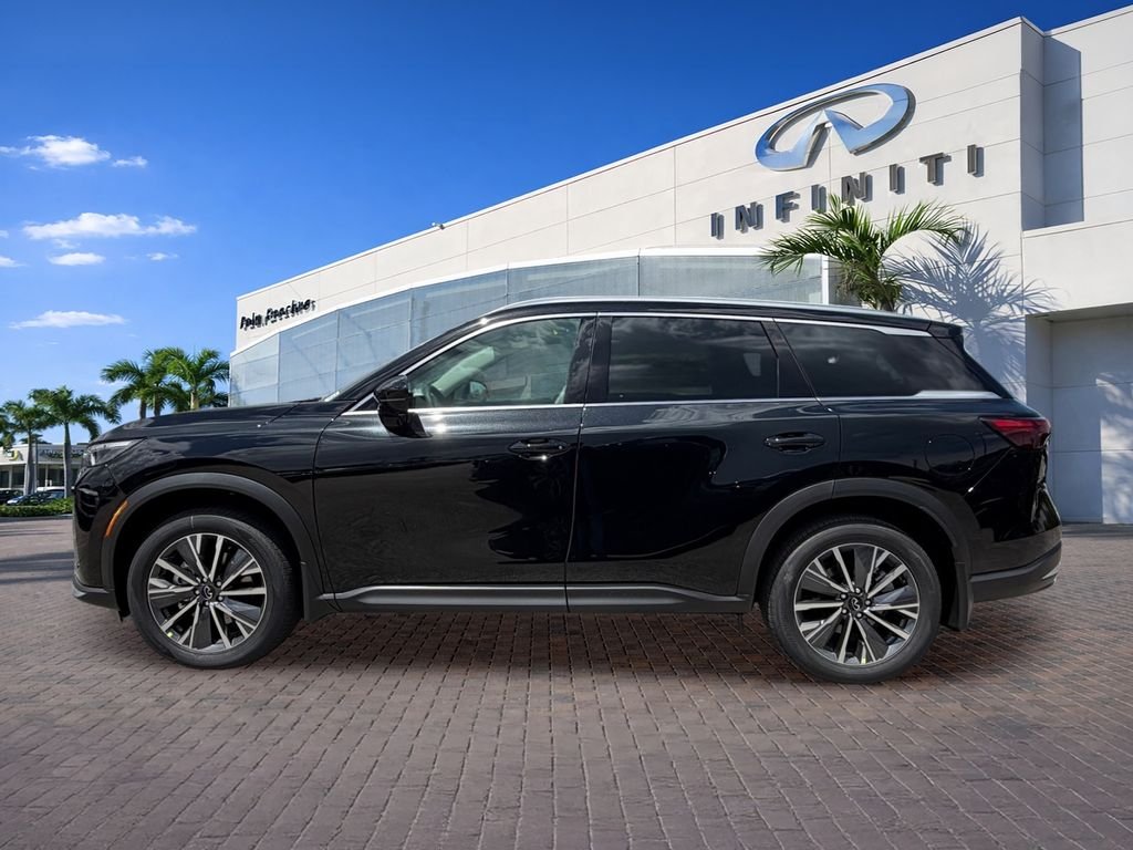 New 2027 MINERAL BLACK INFINITI Luxe AWD image 4