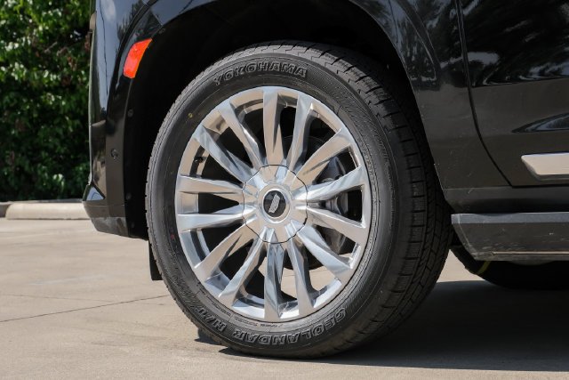 Used 2022 Black Cadillac Premium image 79
