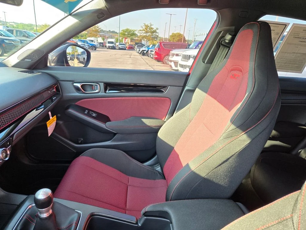 Used 2025 Red Honda  image 24