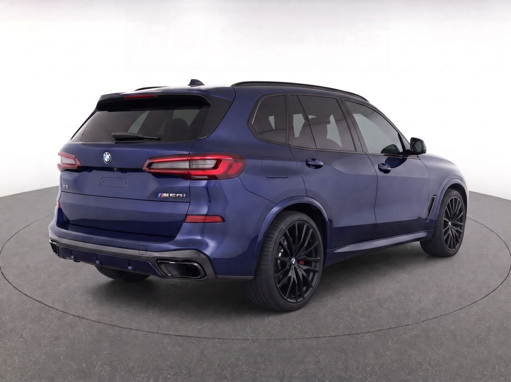 Used 2021 Tanzanite Blue II Metallic BMW M50i image 3