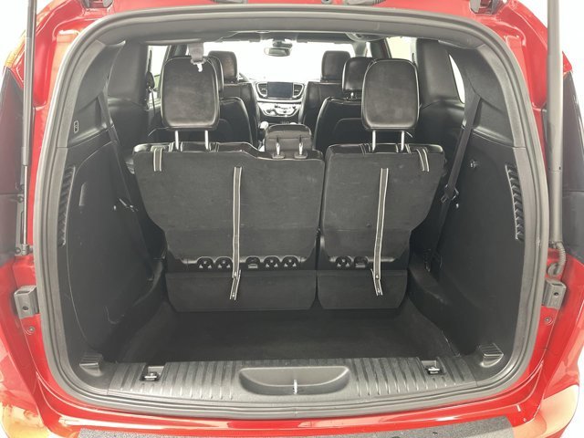2025 Chrysler Pacifica Select - Photo 28