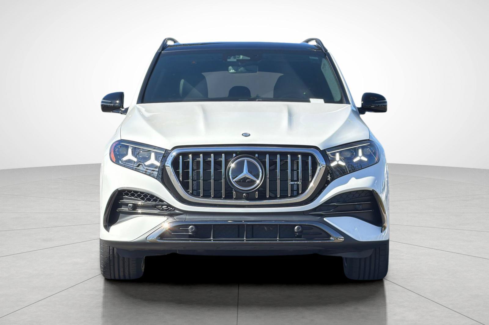 New 2027 Polar White Mercedes-Benz AMG® GLE 53e image 7