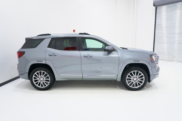 New 2026 Sterling Metallic GMC Denali image 4