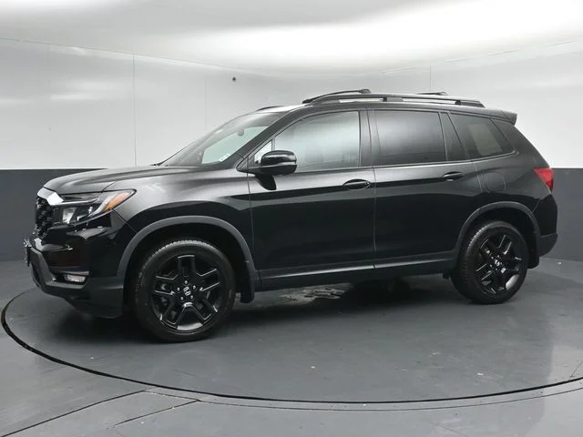 Certified Used 2023 Black Honda EX-L image 4