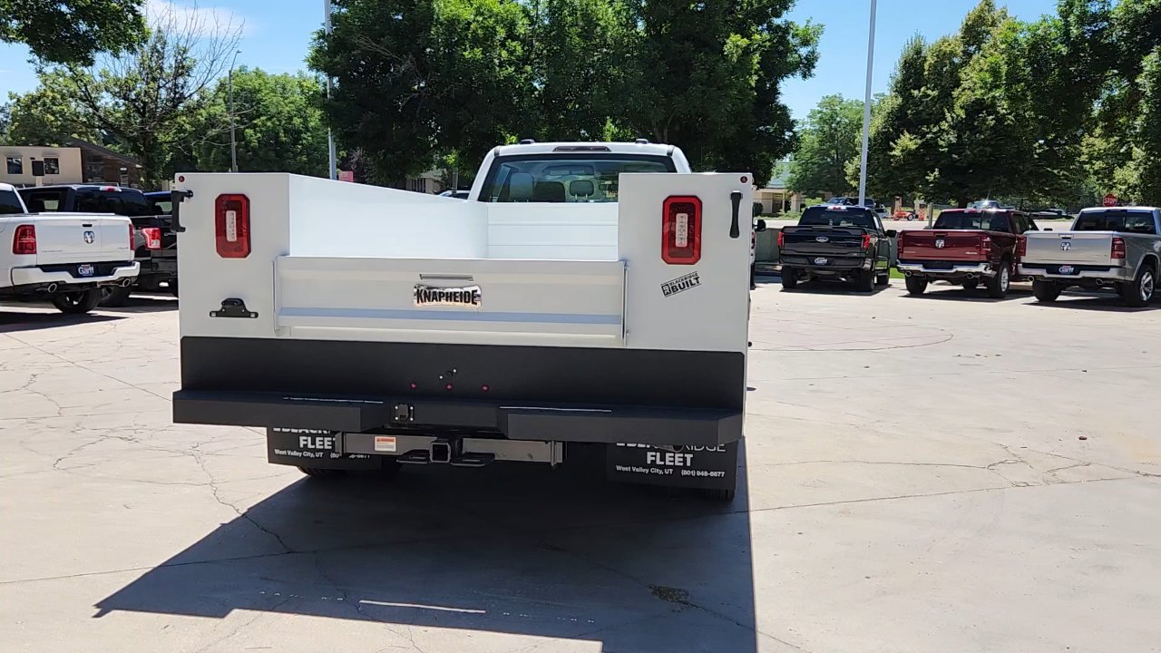 2025 Ford F-550 Super Duty Chassis Cab XL - Photo 9