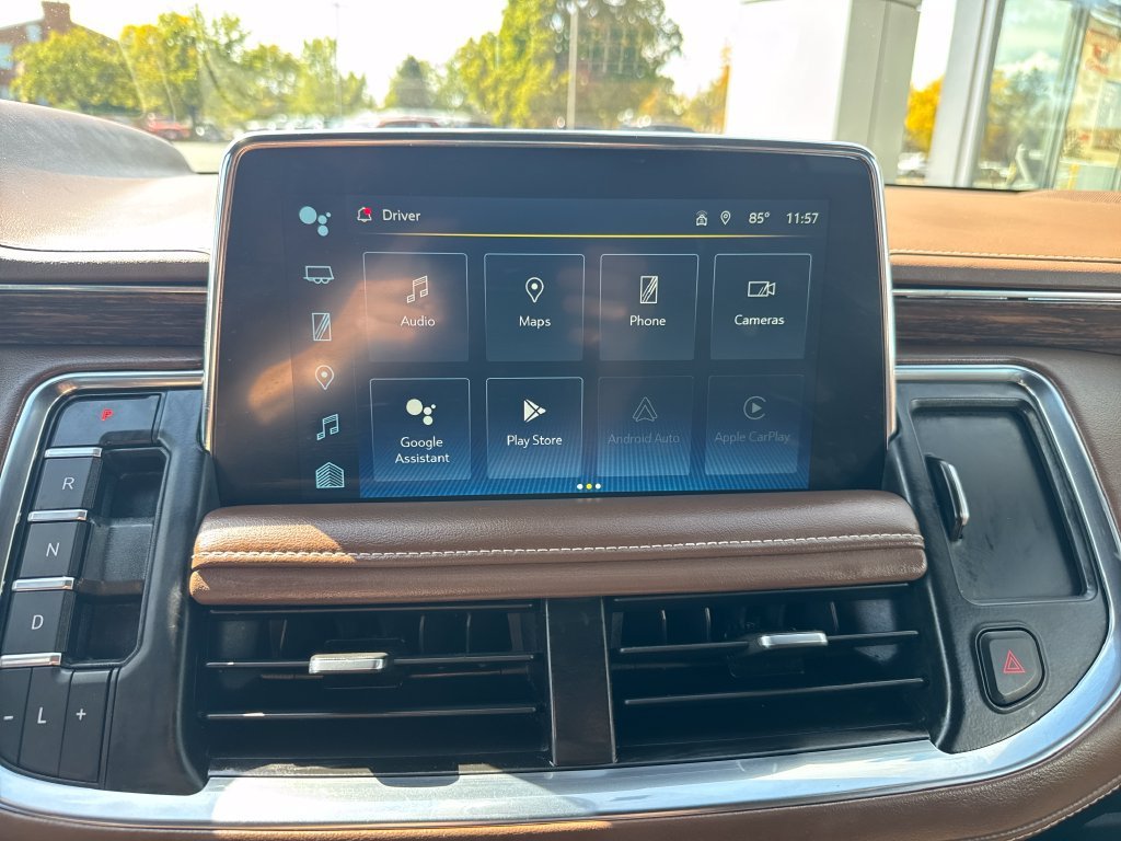 Used 2022 IRIDESCENT PEARL TRICOAT Chevrolet High Country image 20