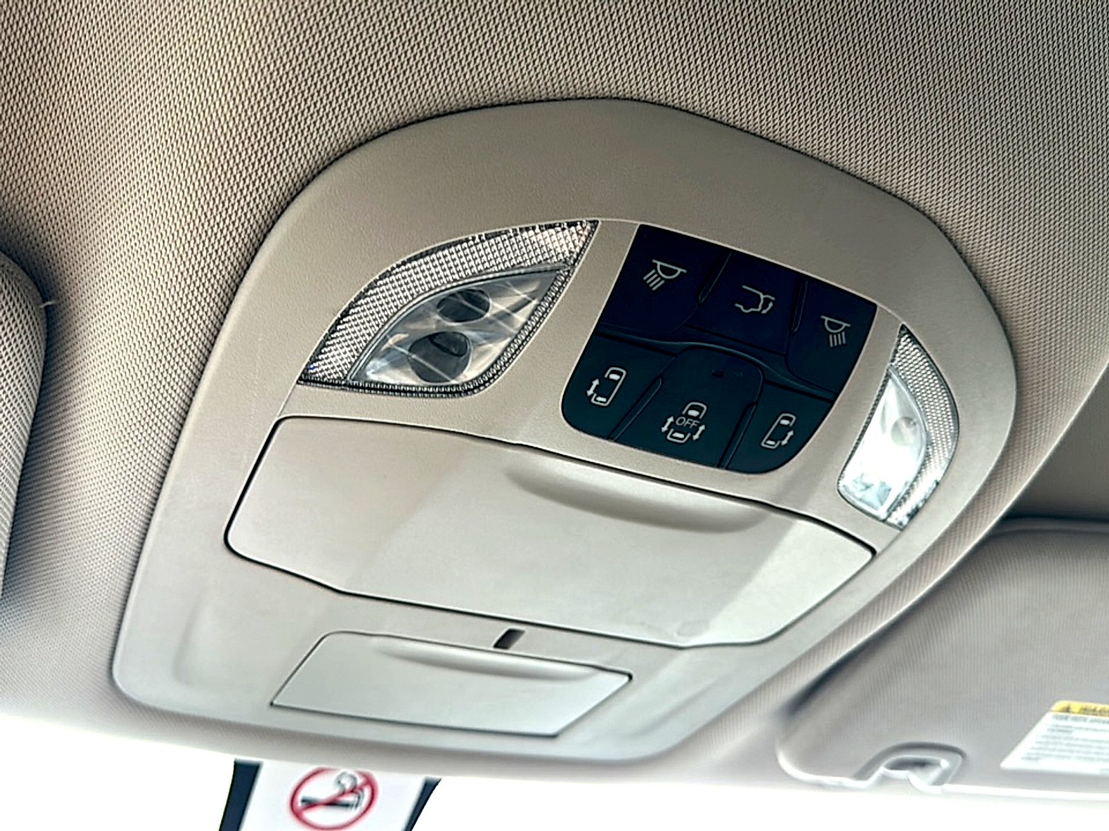 Used 2022 Bright White Clearcoat Chrysler LX image 26