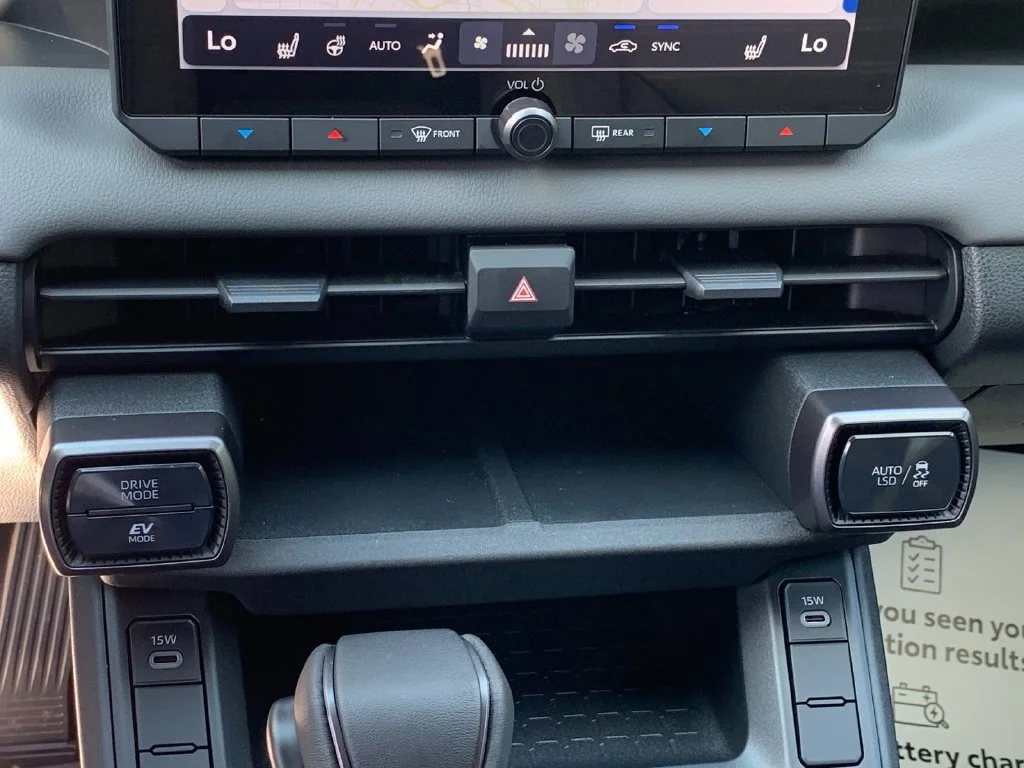 Used 2026  Toyota SE image 23