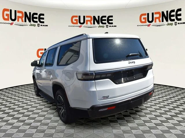New 2026 Bright White Clear-Coat Exterior Paint Jeep  image 6