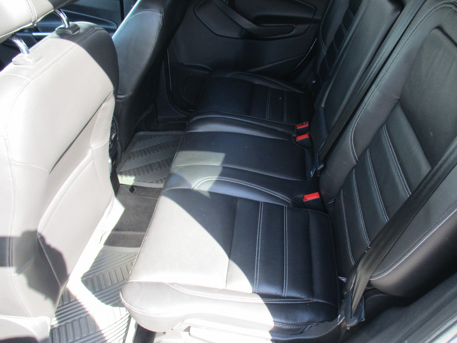 Used 2017 SILVER Ford Titanium image 12