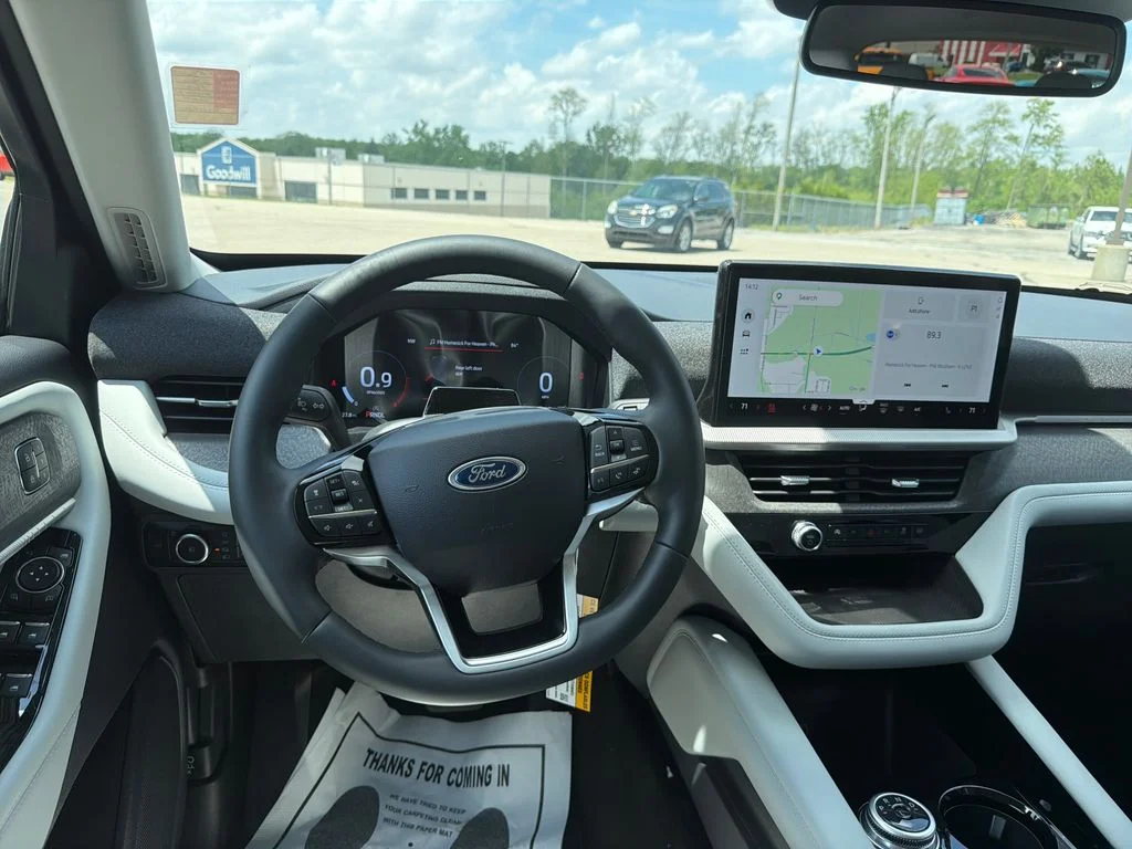 New 2026 Black Ford Platinum image 17