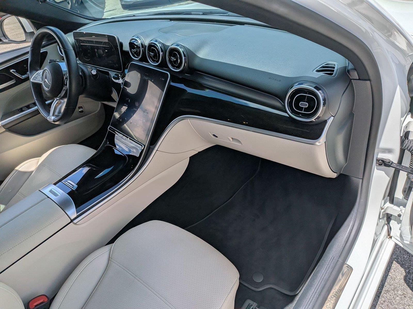 Used 2022 Polar White Mercedes-Benz C 300 image 37