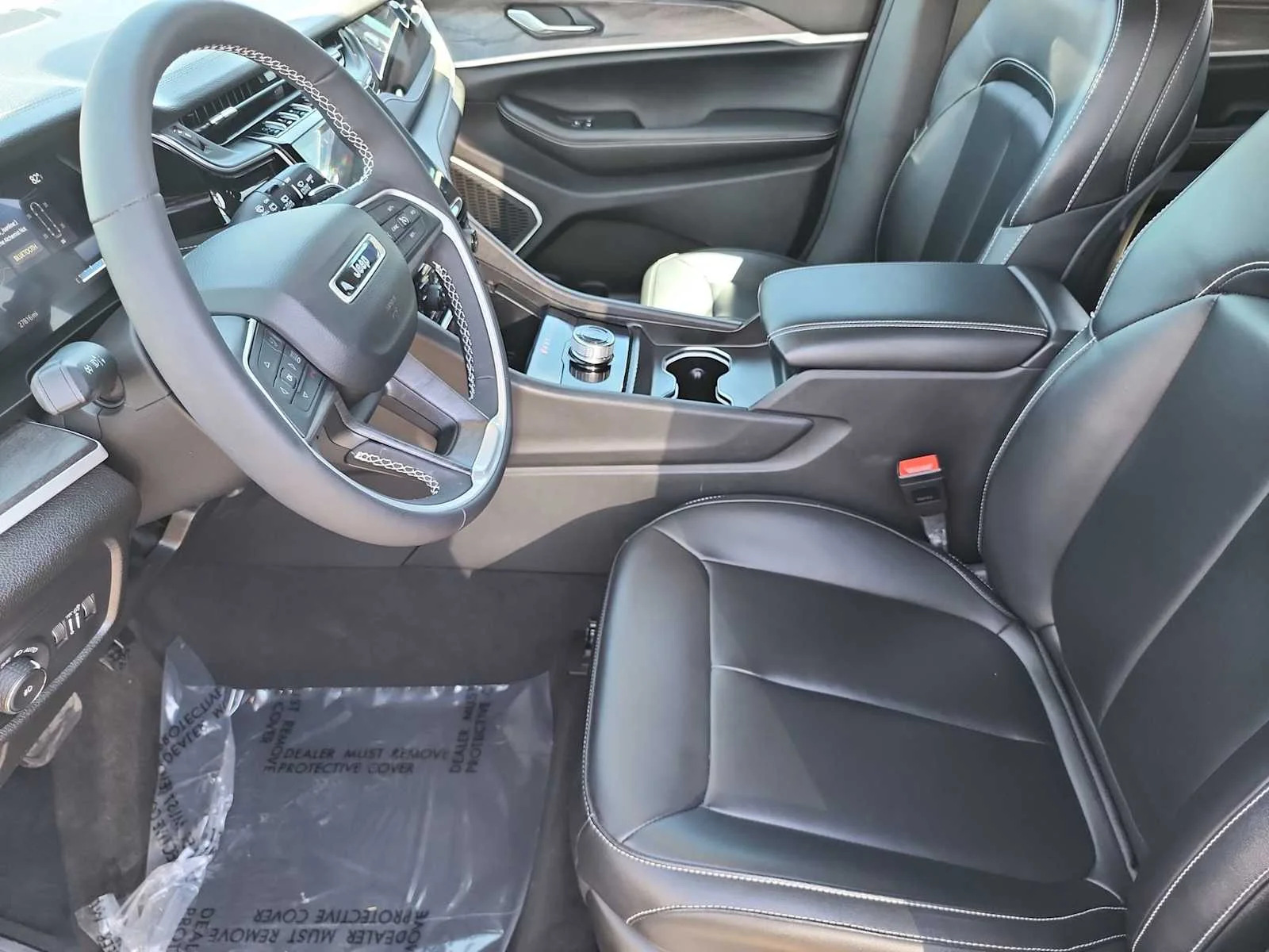 Used 2024 Bright White Clearcoat Jeep Limited image 14