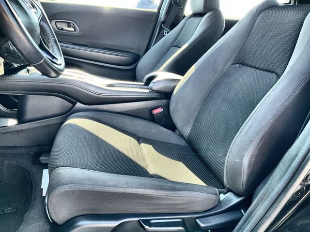 Used 2019  Honda Sport image 15