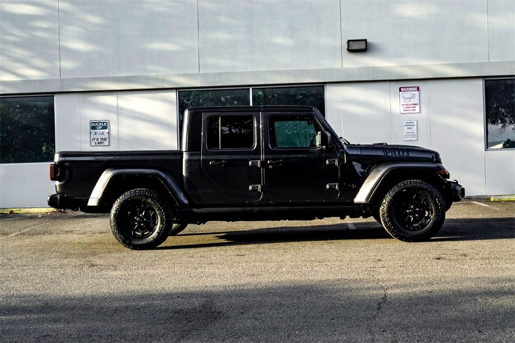 2022 Jeep Gladiator Willys photo 4