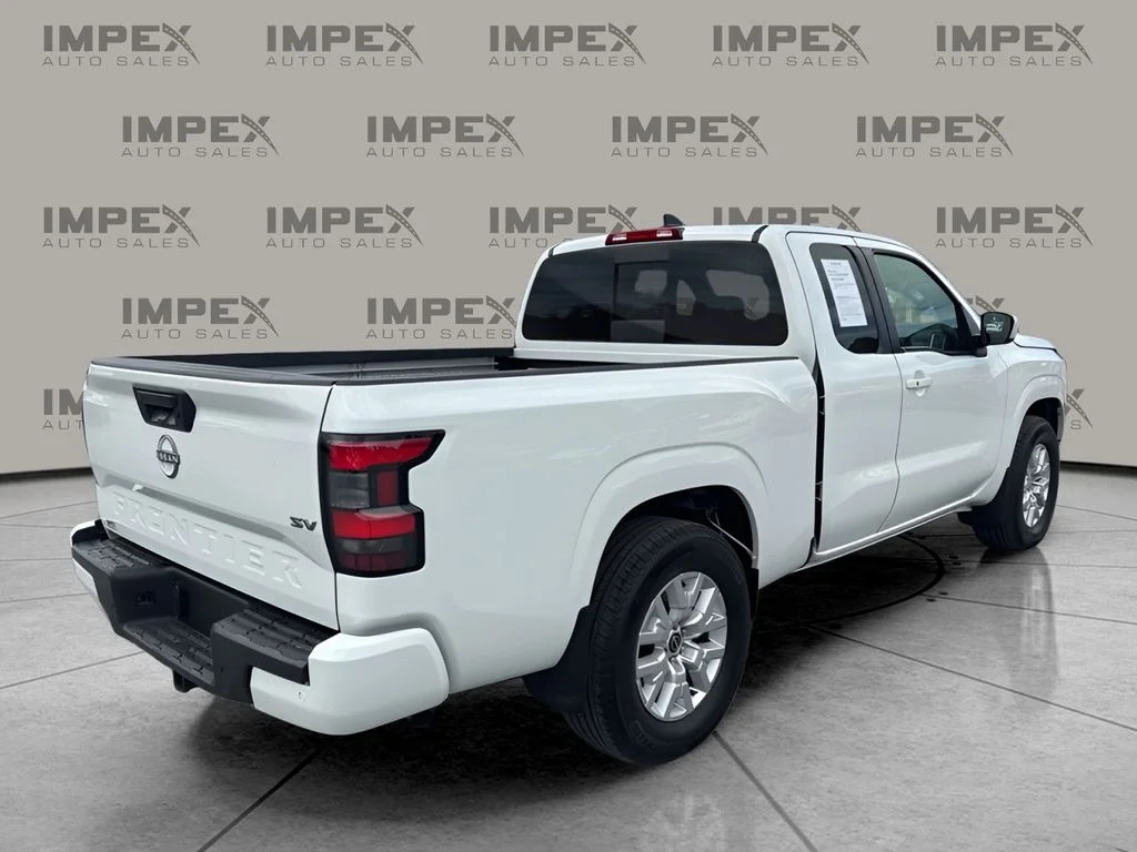 Used 2024 White Nissan SV image 5