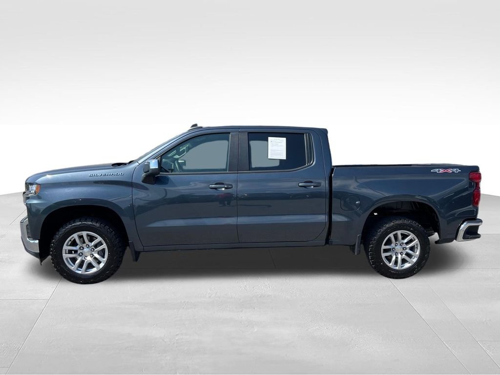 Used 2022 Gray Chevrolet LT image 2
