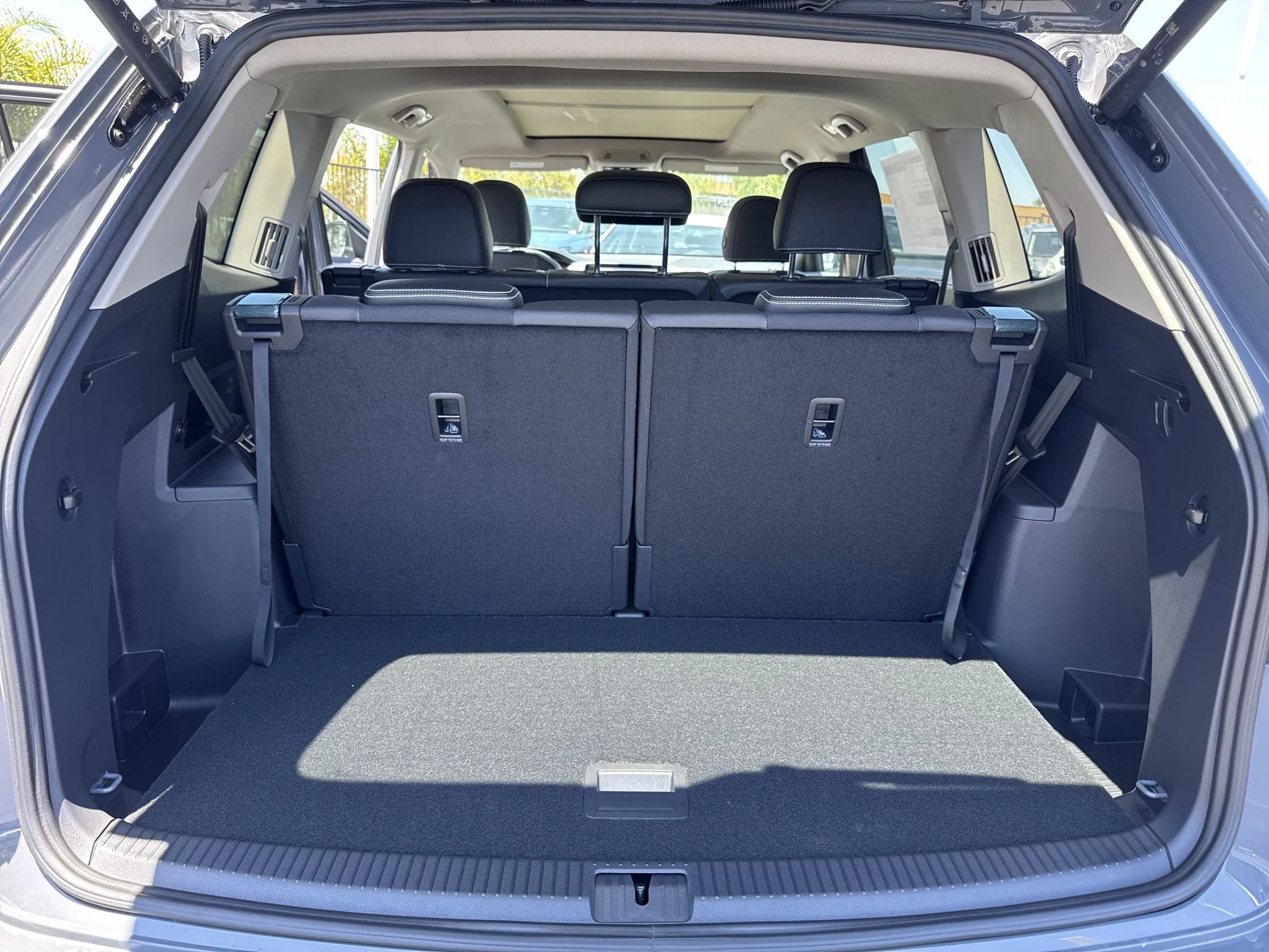 New 2026 Pure Gray Volkswagen 2.0T SE w/Technology image 33